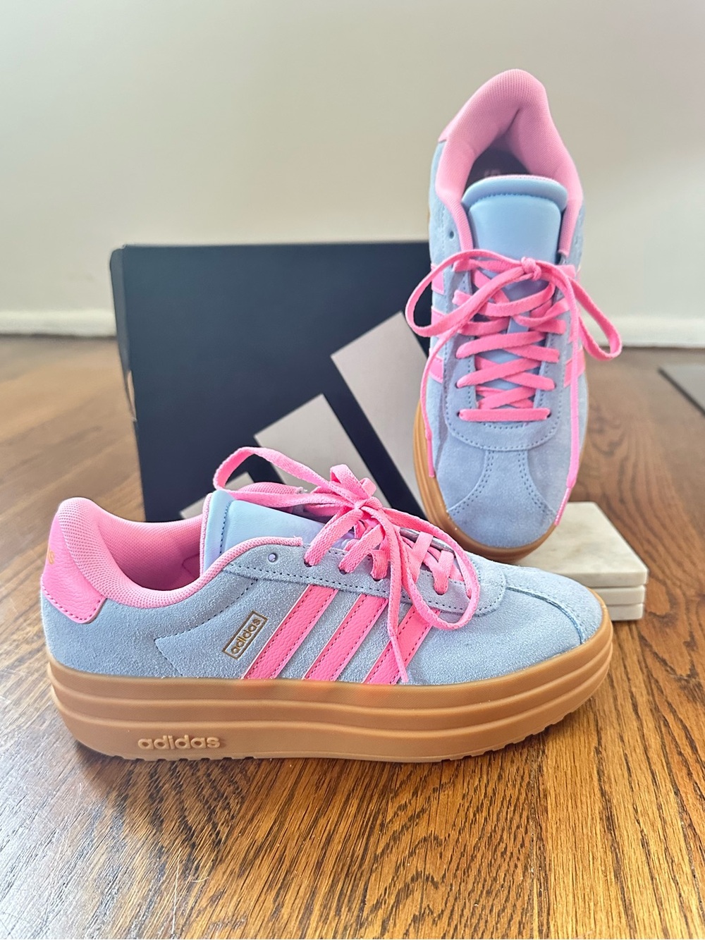 adidas Suede Platform Sneakers Blue Pink Gum Sole Women’s 6 Youth 5 NWT